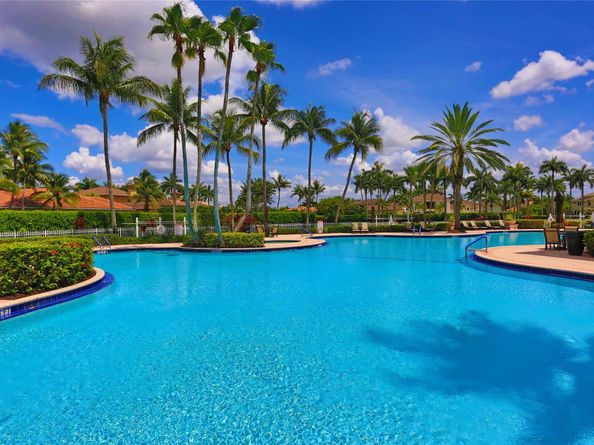 10771 Hawks Vista St, Plantation FL 33324