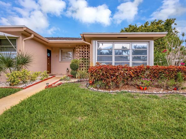 1232 W Club Drive W D, Delray Beach FL 33445