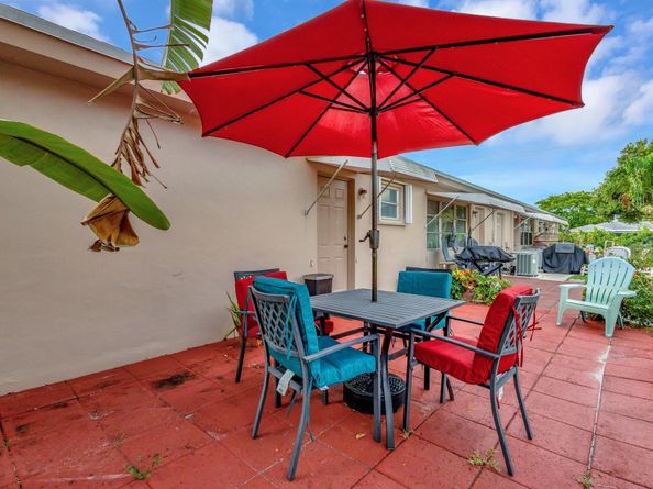 1232 W Club Drive W D, Delray Beach FL 33445