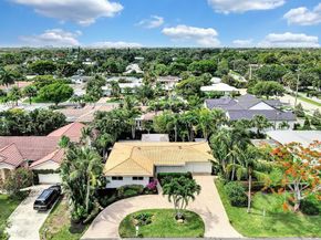 8 NE 17th St, Delray Beach FL 33444