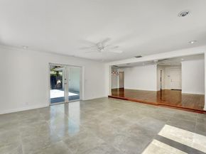 8 NE 17th St, Delray Beach FL 33444