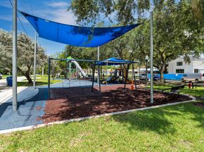 805 SE 10th St, Fort Lauderdale FL 33316