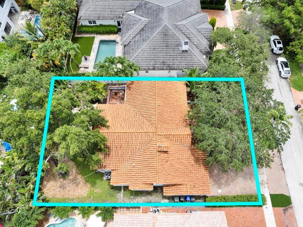 805 SE 10th St, Fort Lauderdale FL 33316