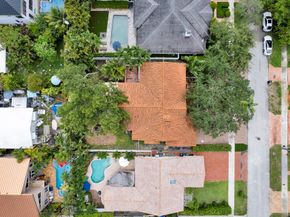805 SE 10th St, Fort Lauderdale FL 33316