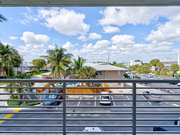 2900 NE 30th St 3B, Fort Lauderdale FL 33306