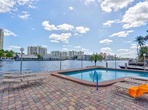 2900 NE 30th St 3B, Fort Lauderdale FL 33306