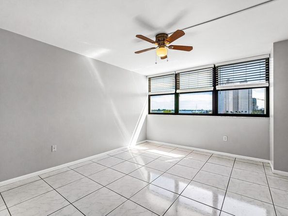 5600 N Flagler Drive 505, West Palm Beach FL 33407