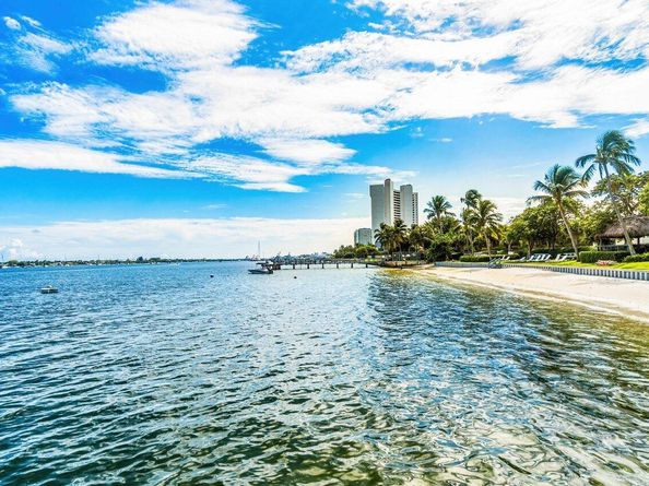 5600 N Flagler Drive 505, West Palm Beach FL 33407