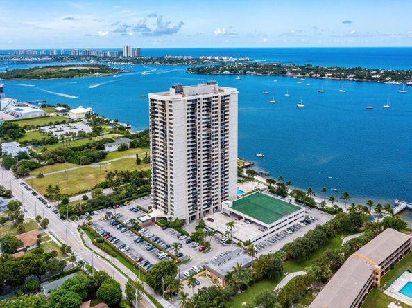 5600 N Flagler Drive 505, West Palm Beach FL 33407