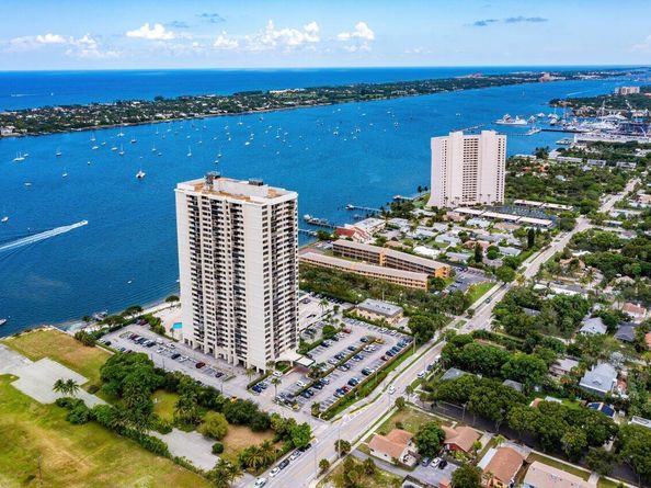 5600 N Flagler Drive 505, West Palm Beach FL 33407