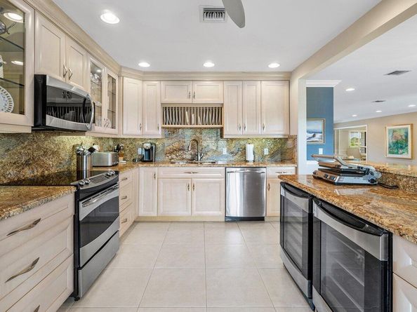 10695 Quail Covey Road Azalea, Boynton Beach FL 33436