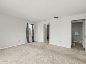 21 Highland Road 21, Stamford CT 06902