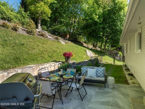 61 Center Drive, Old Greenwich CT 06870