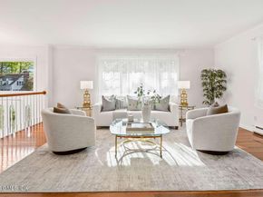 61 Center Drive, Old Greenwich CT 06870