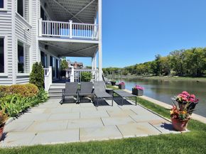 633 Steamboat Road 5, Greenwich CT 06830