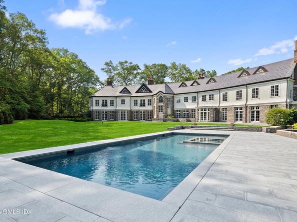 119 Proprietors Crossing, New Canaan CT 06840