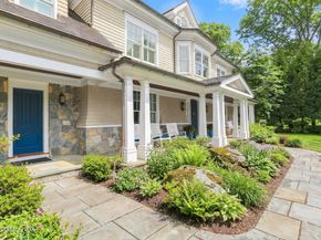 1 Bramble Lane, Riverside CT 06878
