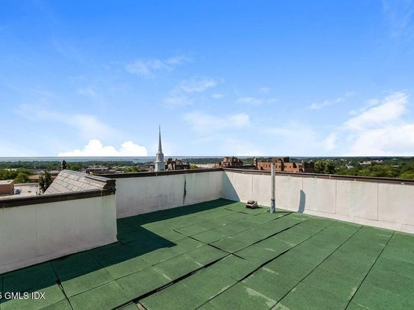 47 Lafayette Place 6J, Greenwich CT 06830