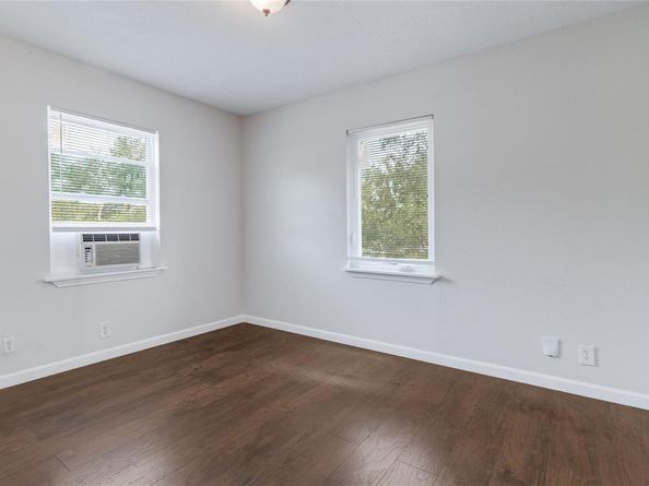 1600 Elmira RD, Austin TX 78721