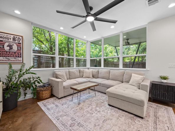4602 Alf Ave B, Austin TX 78721
