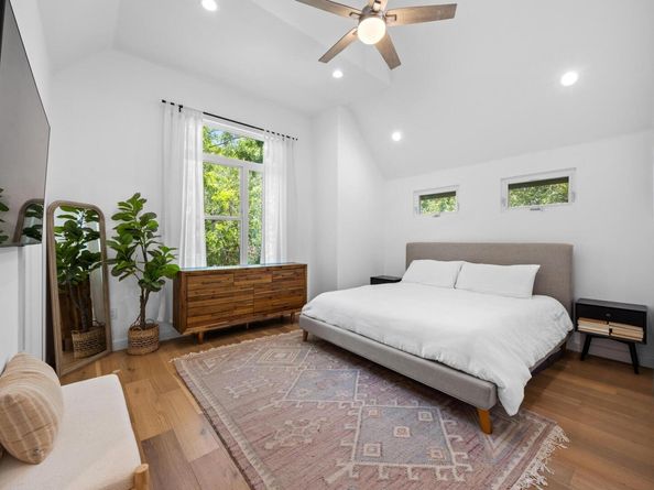 4602 Alf Ave B, Austin TX 78721