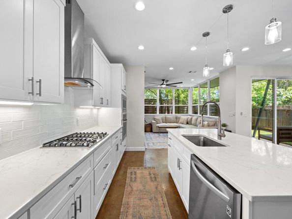 4602 Alf Ave B, Austin TX 78721