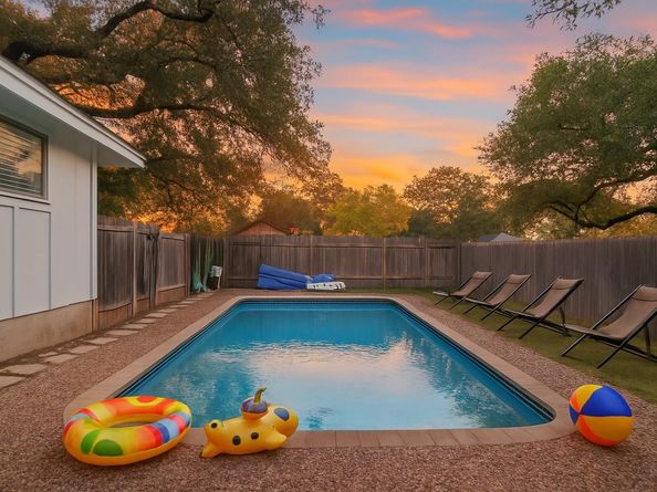 11500 Sterlinghill DR, Austin TX 78758