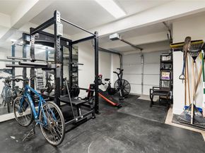 2101 Airole WAY A, Austin TX 78704