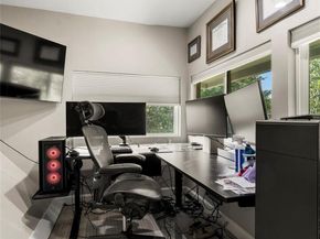 2101 Airole WAY A, Austin TX 78704