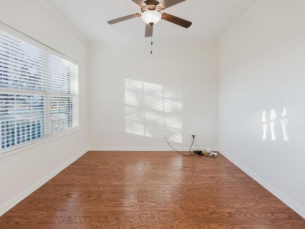 422 Village Commons BLVD, Georgetown TX 78633