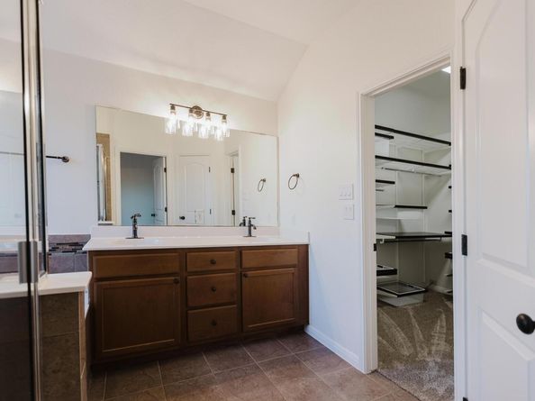 422 Village Commons BLVD, Georgetown TX 78633