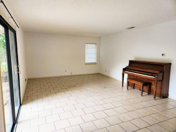 5203 Gladstone DR, Austin TX 78723