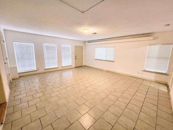 5203 Gladstone DR, Austin TX 78723