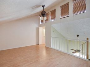 3115 Tom Green ST 404, Austin TX 78705