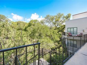 3115 Tom Green ST 404, Austin TX 78705