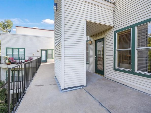 3115 Tom Green ST 404, Austin TX 78705