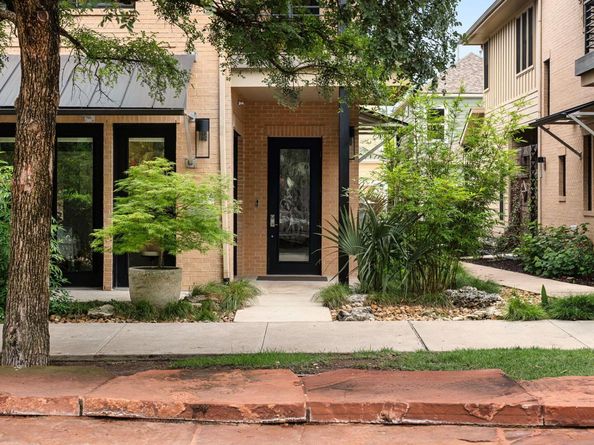 4552 Page ST, Austin TX 78723