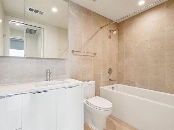 44 East Ave 2304, Austin TX 78701