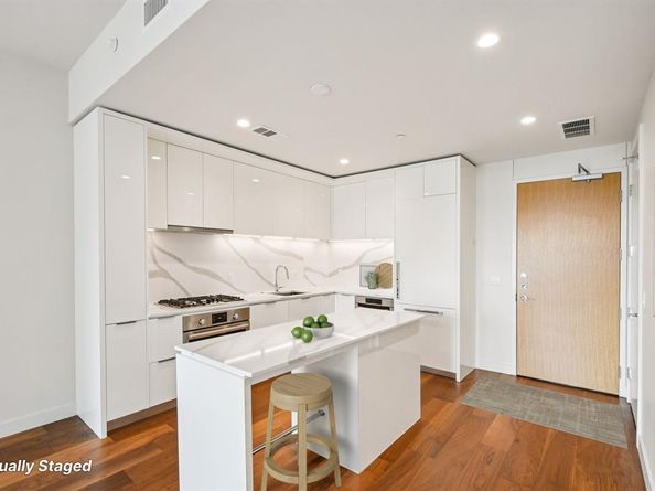 44 East Ave 2304, Austin TX 78701