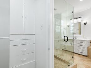 1704 Kinney Oaks Ct, Austin TX 78704