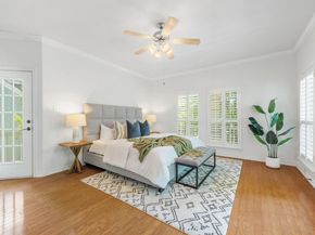 1704 Kinney Oaks Ct, Austin TX 78704