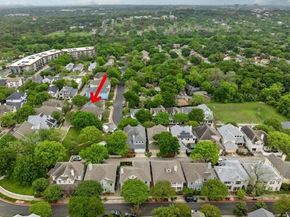 1704 Kinney Oaks Ct, Austin TX 78704
