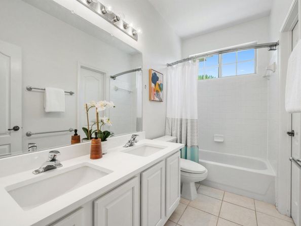 1704 Kinney Oaks Ct, Austin TX 78704