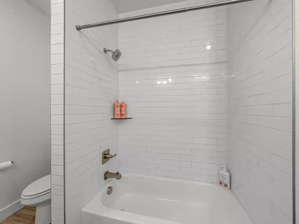 18401 Valley Hill LN, Point Venture TX 78645