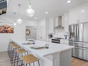 18401 Valley Hill LN, Point Venture TX 78645