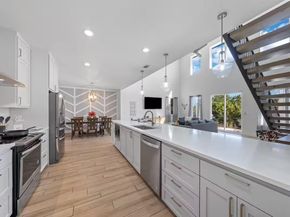 18401 Valley Hill LN, Point Venture TX 78645