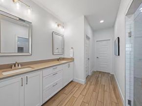 18401 Valley Hill LN, Point Venture TX 78645