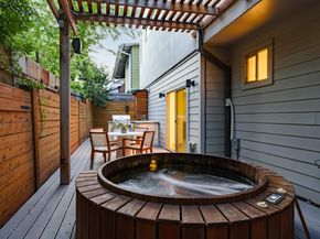 615 Jewell ST, Austin TX 78704