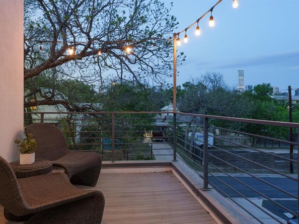 615 Jewell ST, Austin TX 78704