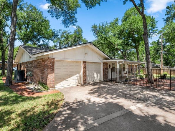 13001 Stillforest ST, Austin TX 78729